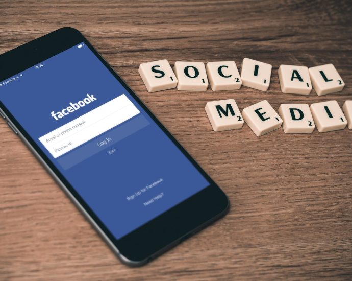 Dunia Digital 2024: Tren Media Sosial yang Mengubah Cara Berinteraksi