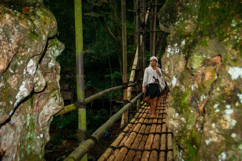 Hiburan sebagai Pengisi Ruang Kosong dalam Kehidupan Modern